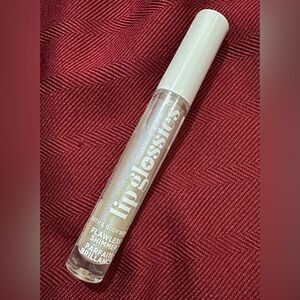 ✨NWT✨ Flawless Shimmer Lip Gloss
